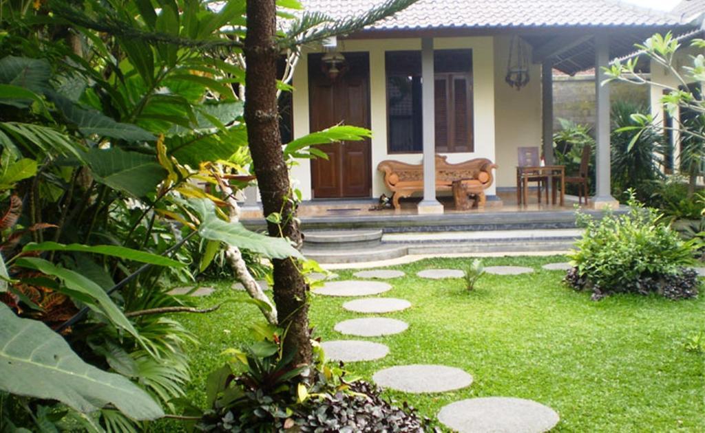 Loka Sari Guest House And Spa ウブド 部屋 写真