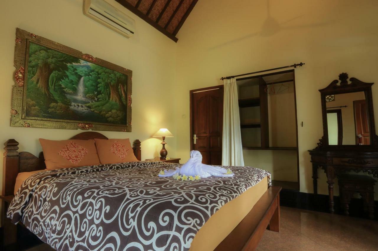 Loka Sari Guest House And Spa ウブド エクステリア 写真